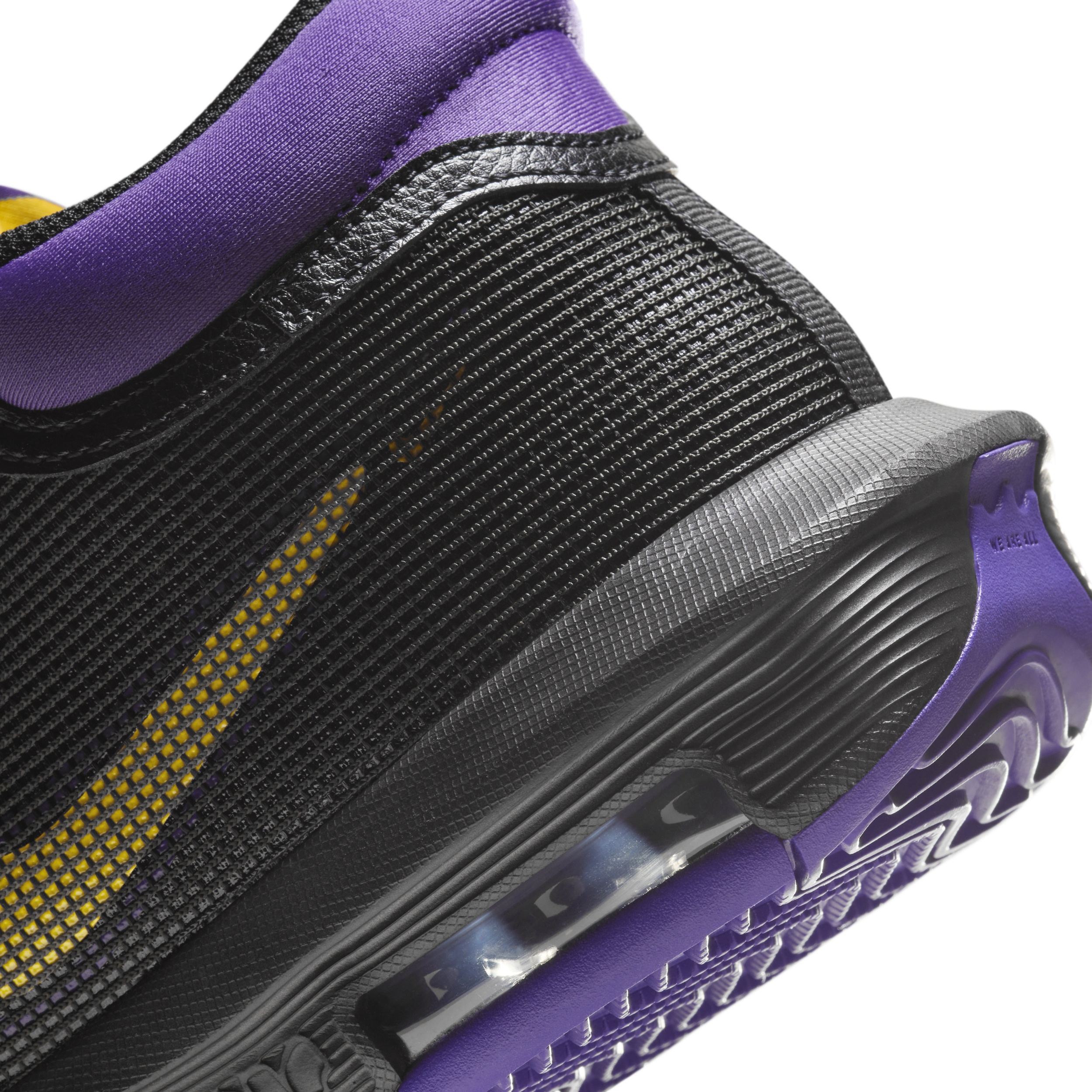 کتونی بسکتبال Nike Lebron Witness 8 مشکی بنفش