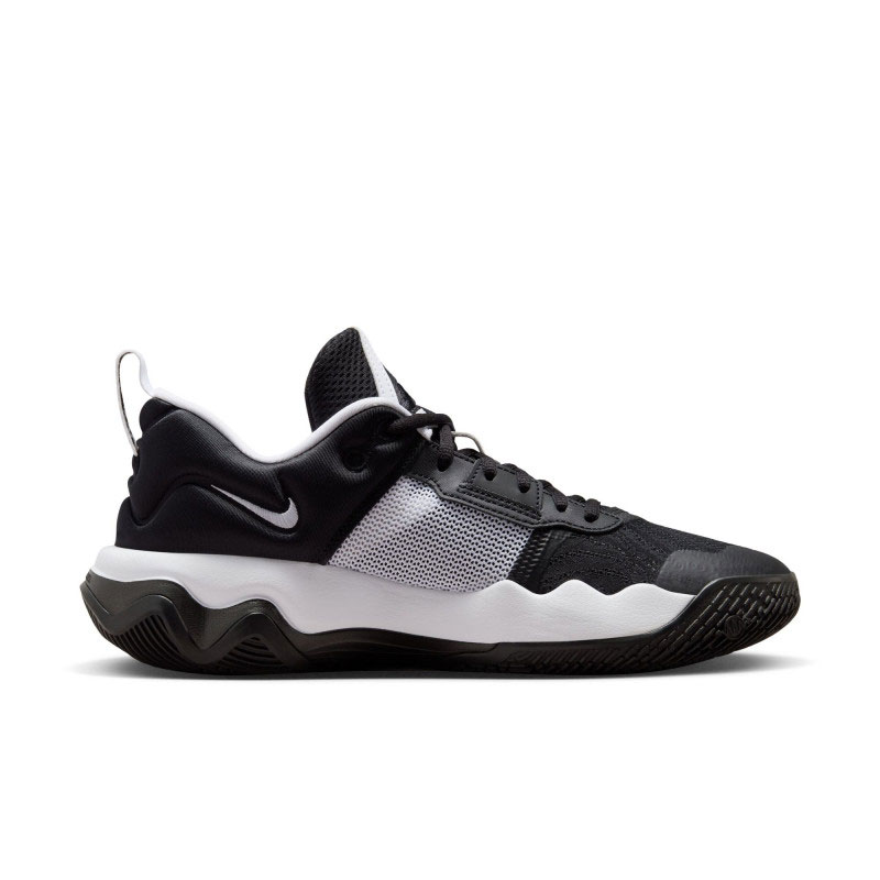 کتونی بسکتبال Nike Giannis Immortality 3 رنگ مشکی سفید